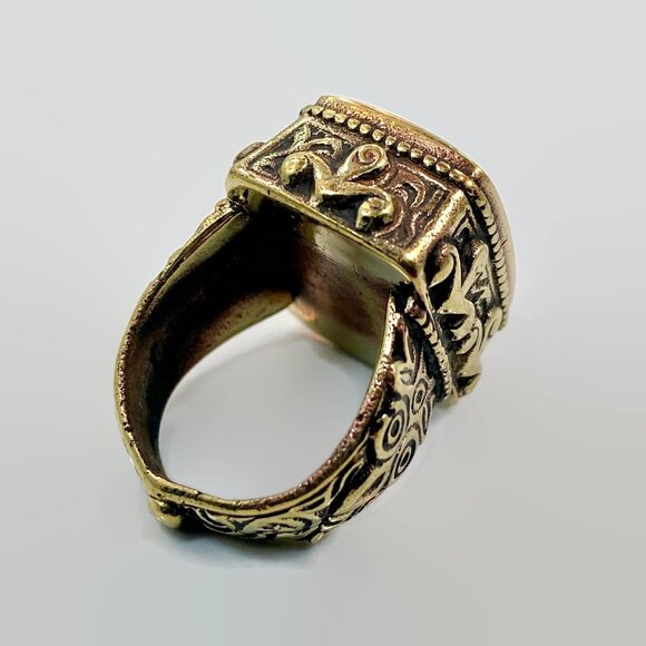 Vintage Afghan Ring Blue Lapis: Middle Eastern Brass Statement Large - Picture 3 of 3